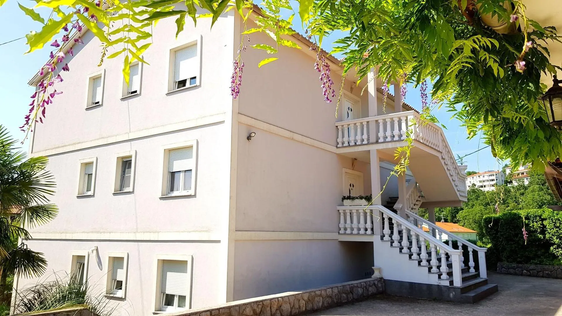 Luxurioeses Penthouse Mit Blick Auf Die Gesamte Kvarner Bucht Ičići Apartmán